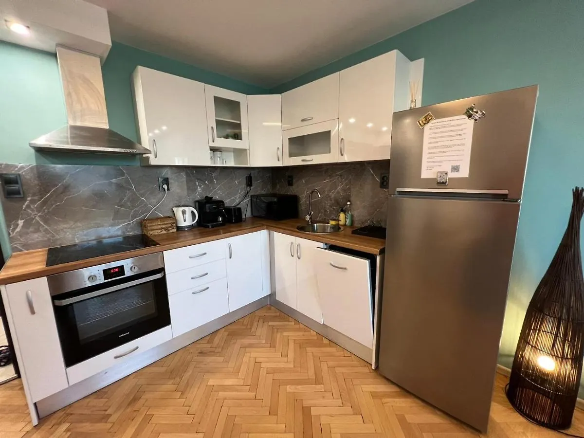 Apartment Al Malina 3Bdr Family Apt With Parking Space Near Airport And Iec Sofia