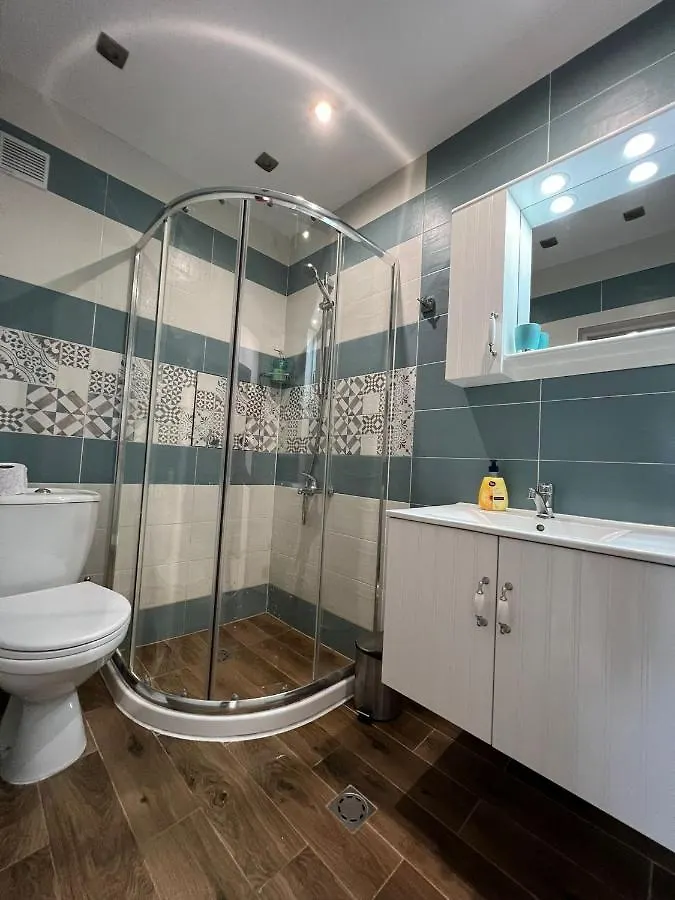 Al Malina 3Bdr Family Apt With Parking Space Near Airport And Iec Sofia Bulgaria